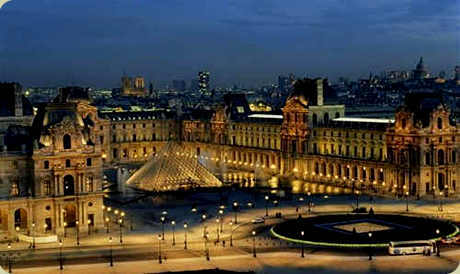 1_pyramid_and_fountains.jpg